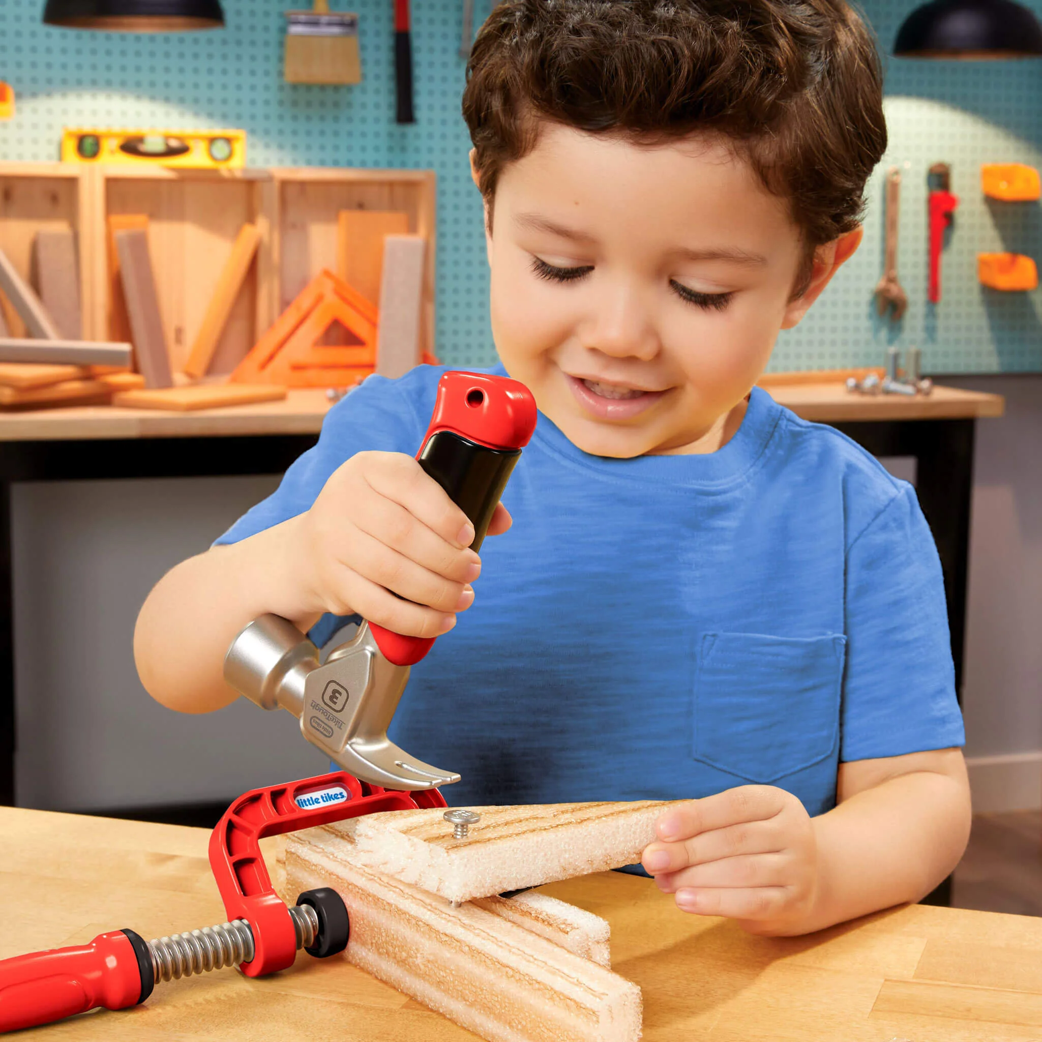 Little Tikes Creative Construction Hammer and Nail Set - Image 3