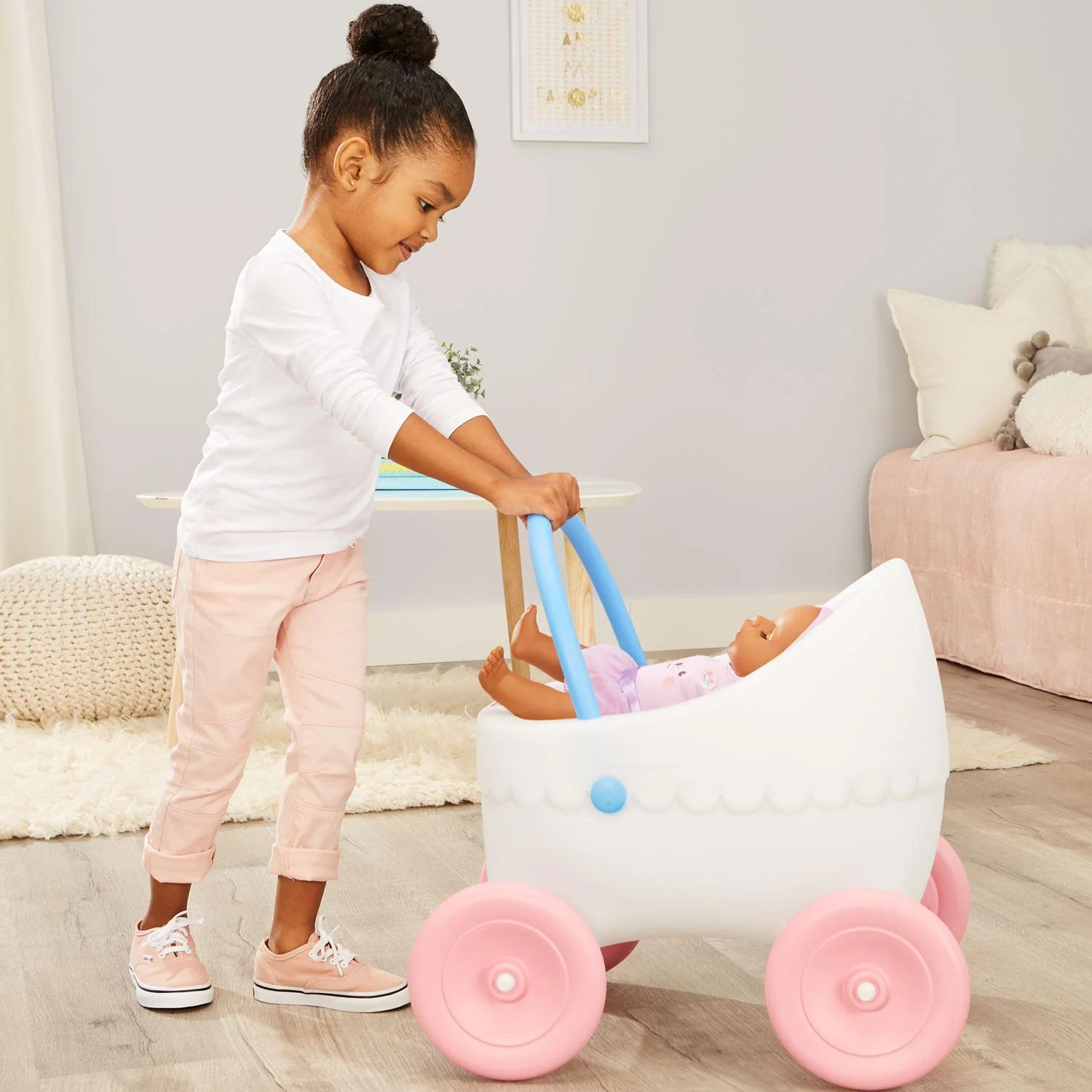 Little Tikes Classic Doll Buggy - Image 2