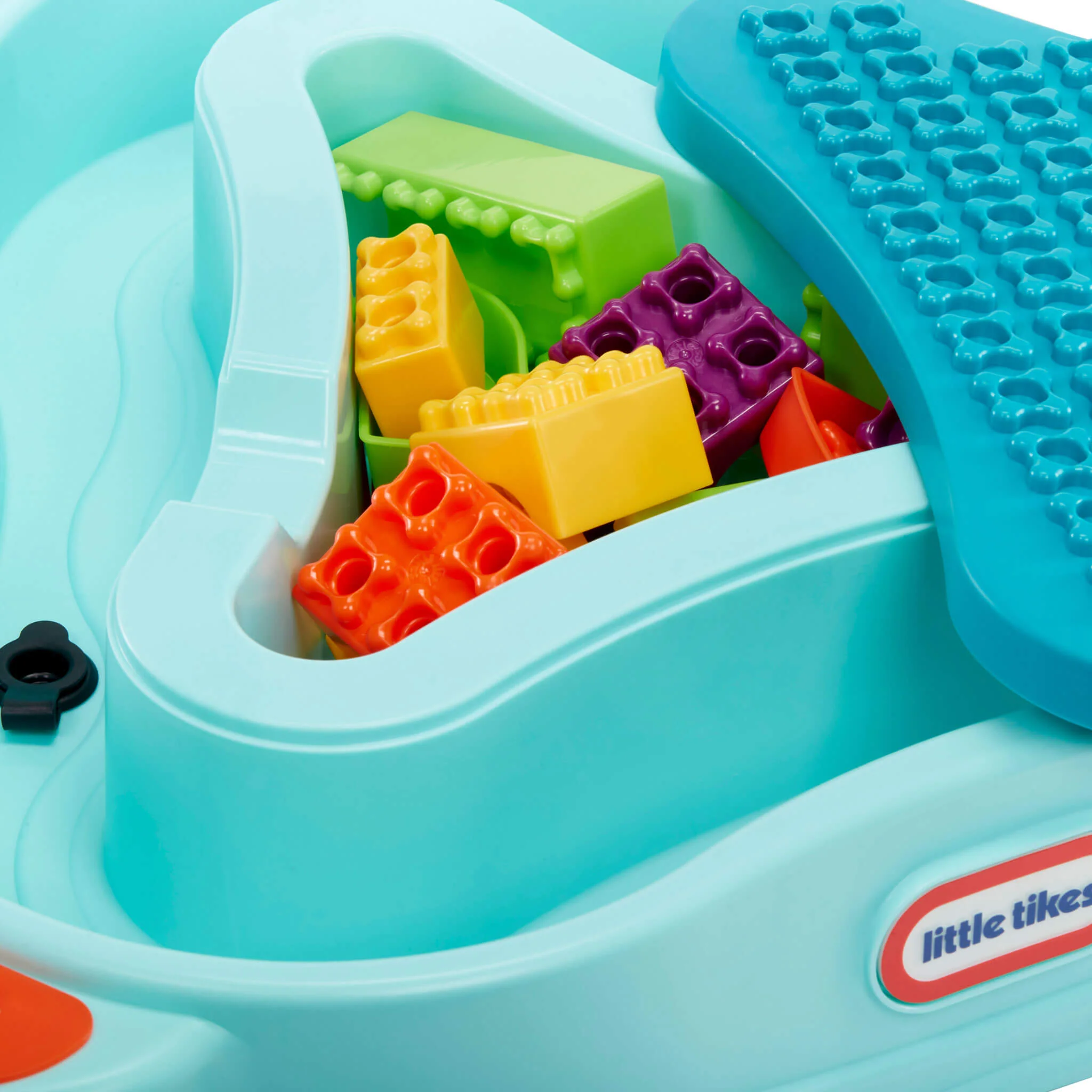 Little Tikes Build & Splash Water Table with 25+ Accessories - Image 7
