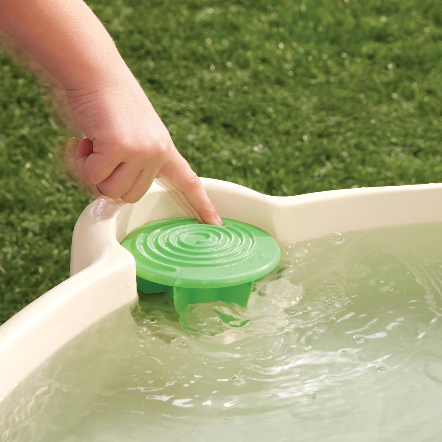 Little Tikes Spiralin' Seas Waterpark - Image 6