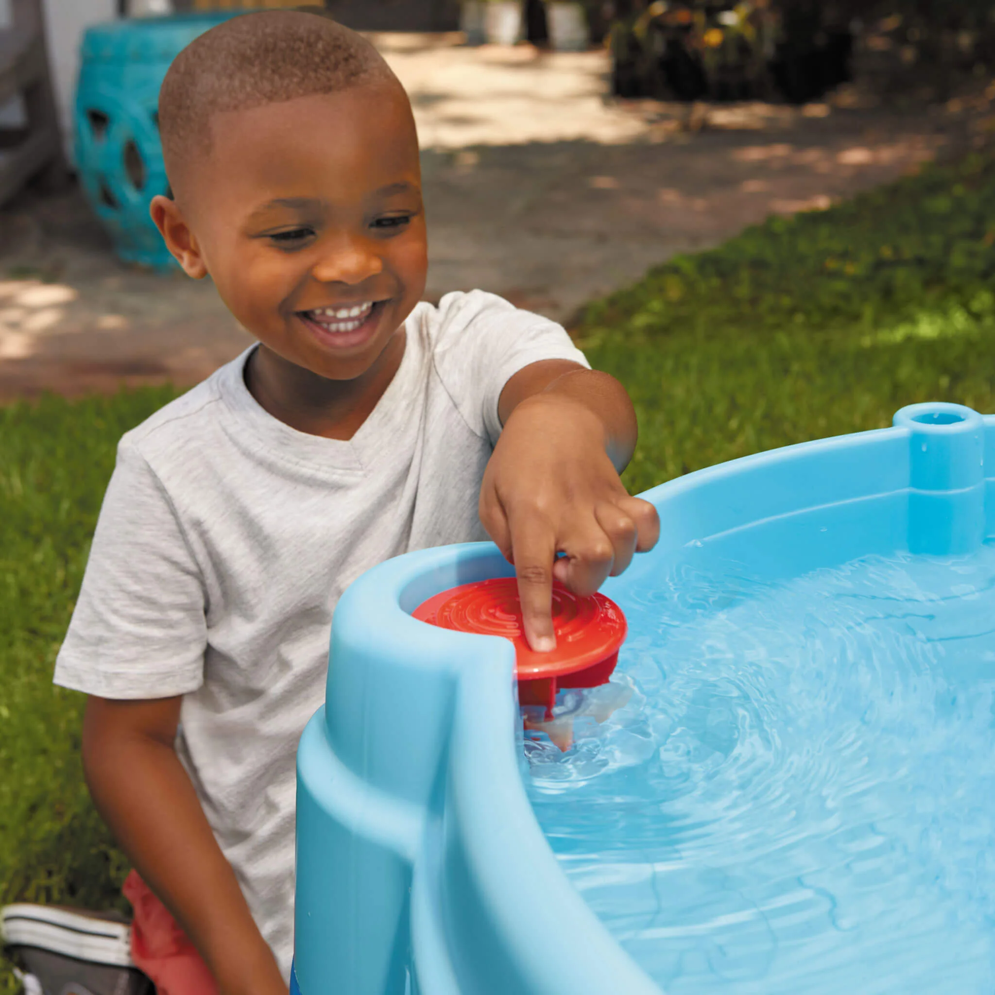 Little Tikes Spinning Seas Water Table - Image 5