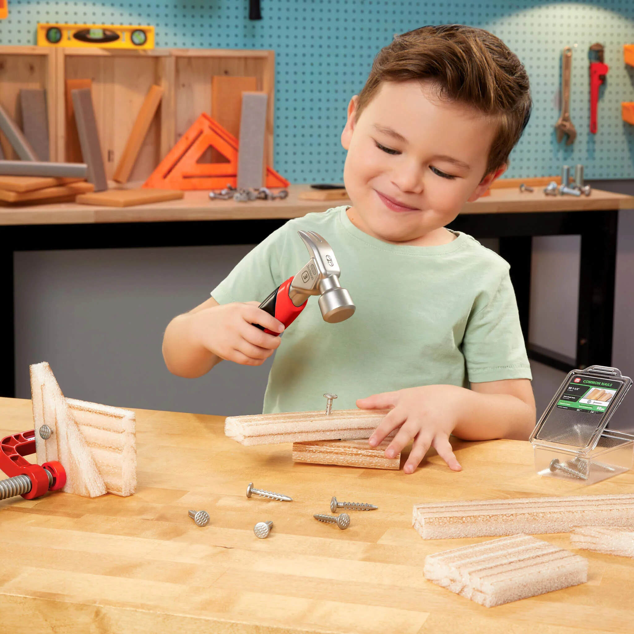 Little Tikes Creative Construction Hammer and Nail Set - Image 2