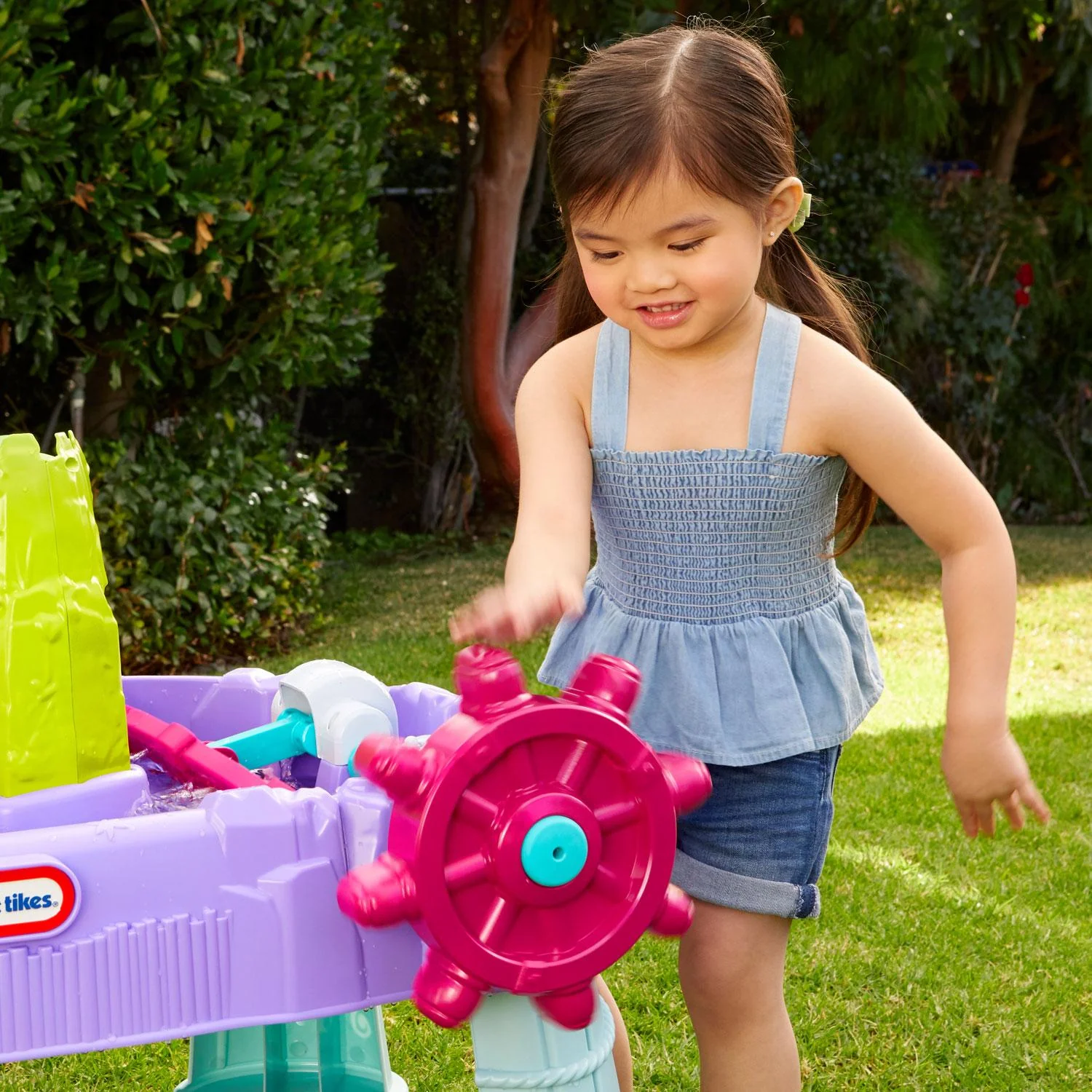 Little Tikes Mermaid Island Wavemaker Water Table - Image 3